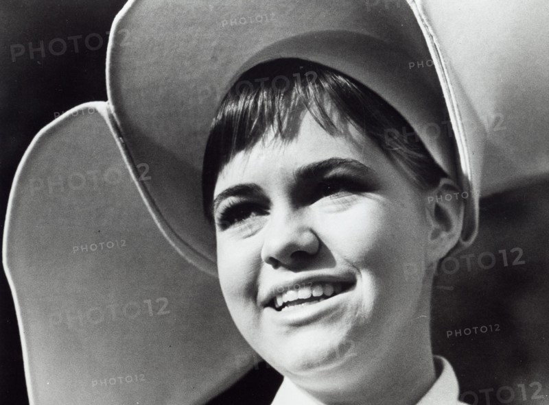 Entertainment News - April 3, 1959