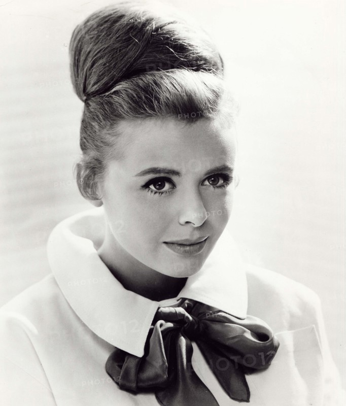 Entertainment News - May 10, 1963
