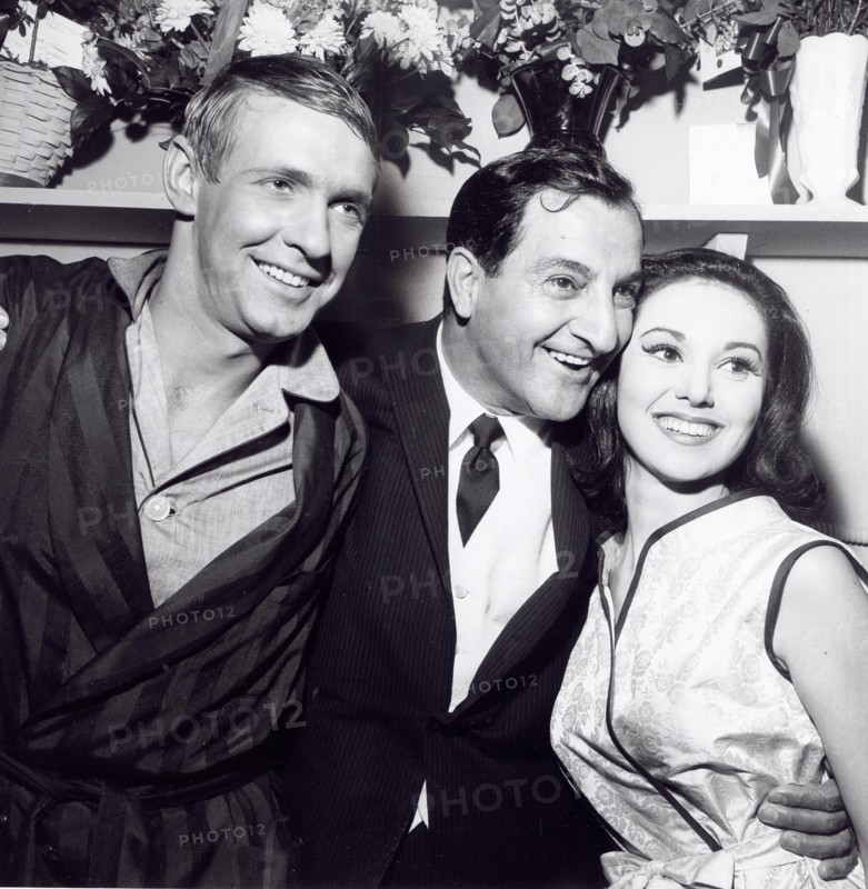 Entertainment News - March 28, 1969