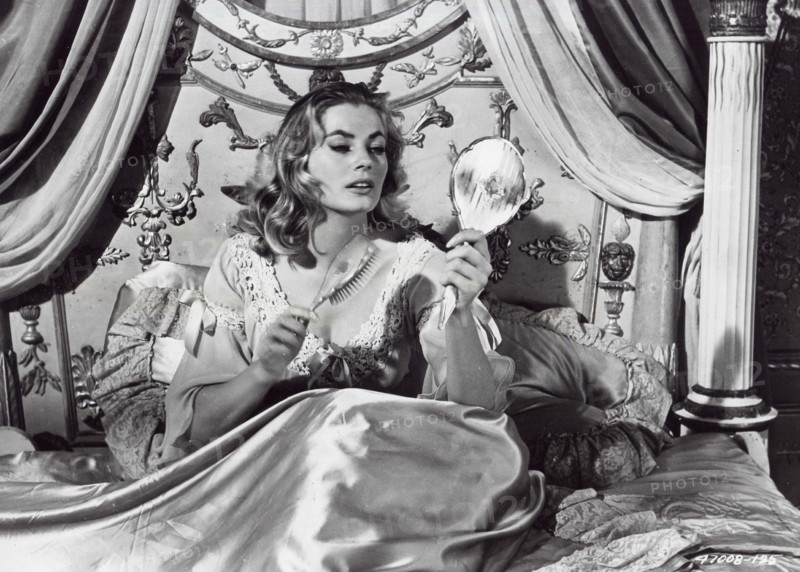 Anita Ekberg