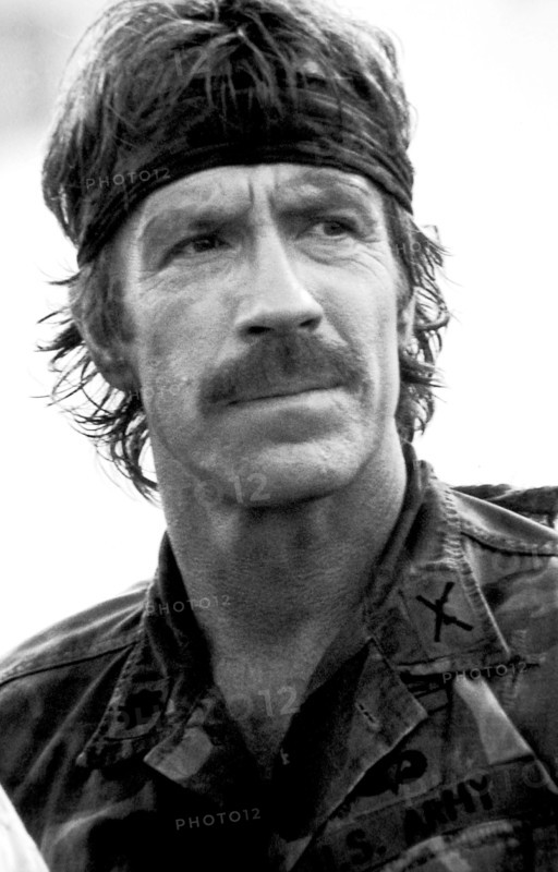 Chuck Norris Stills Ang