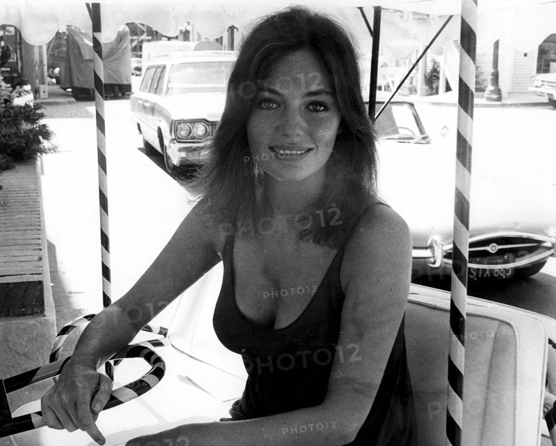 Jackie Bisset Sw