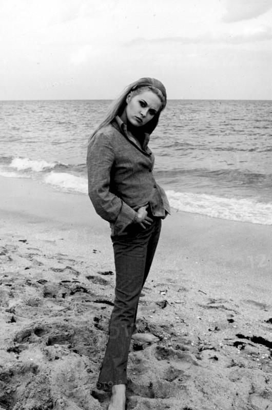 Faye Dunaway