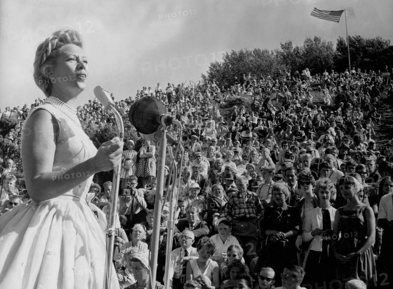 Dinah Shore
