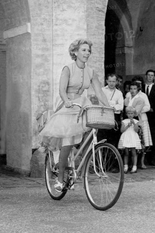 Dinah Shore