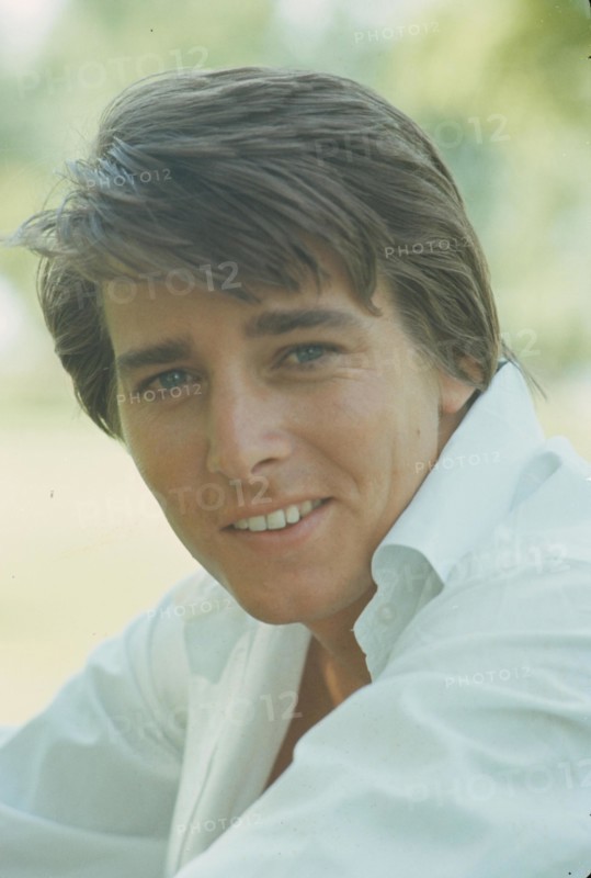 BOBBY SHERMAN, former heartthrob and teen idol from the 1960s has died at 81 after a battle with cancer, his wife reported Tuesday. Some of his top songs include 'Little Woman', 'Julie Do Ya Love Me.' FILE PHOTO SHOT ON: circa 1968: BOBBY SHERMAN 1968. (Credit Image: © W.A. Greenslade/ZUMA Wire)