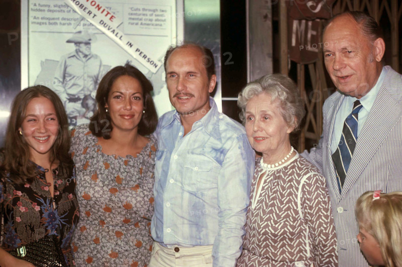 ROBERT DUVALL