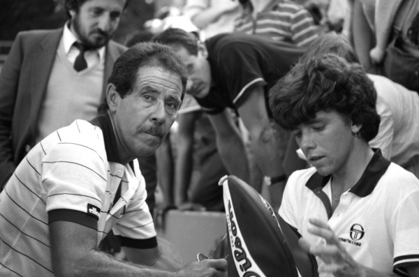 Nick Bollettieri and Jimmy Arias