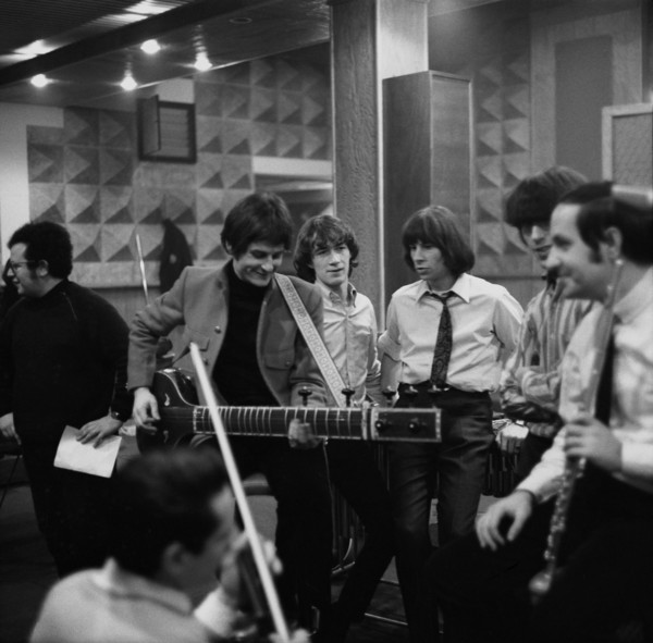 Les Problèmes during a recording session, 1967