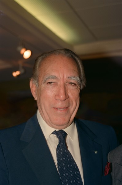 Anthony Quinn, 1990
