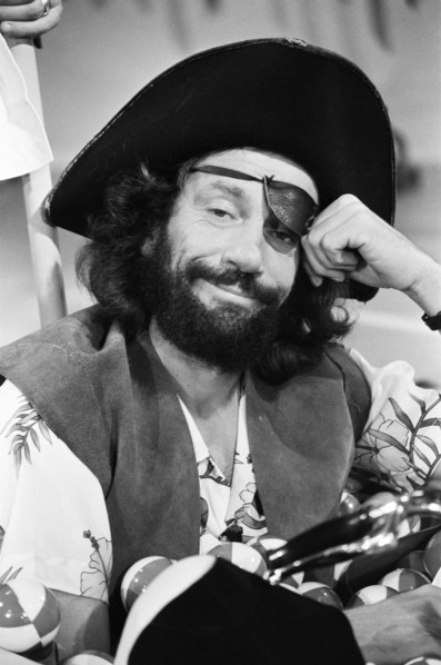 Antoine dans le jeu télévisé "La Trappe"