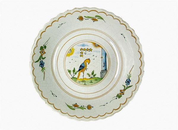 Faience salad bowl.
