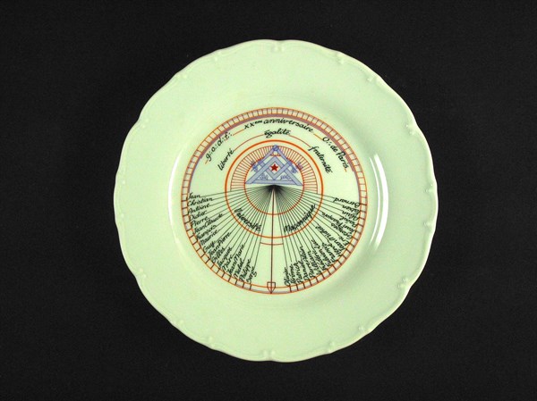 Porcelain plate.