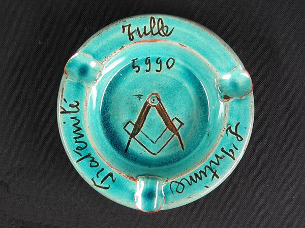 Ashtray of the lodge L’Intime Fraternité of Tulle
