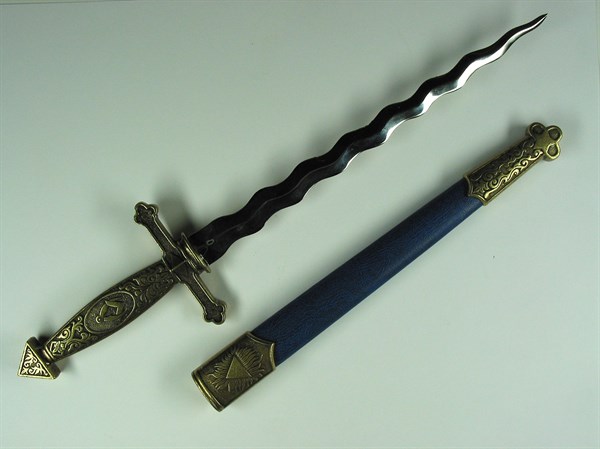 Contemporary Elect dagger with flaming blade.