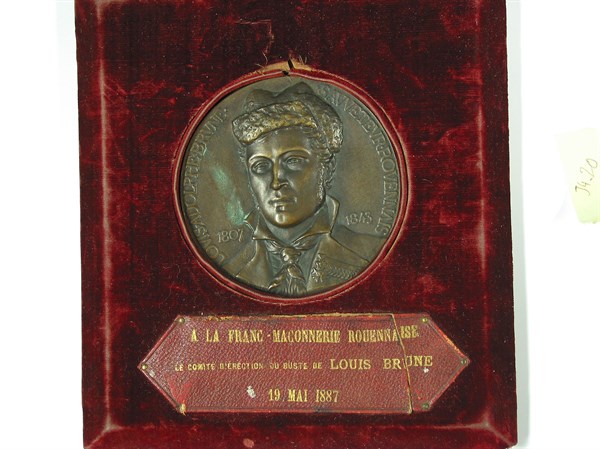 Medallion for the erection of a bust of Louis Brune.