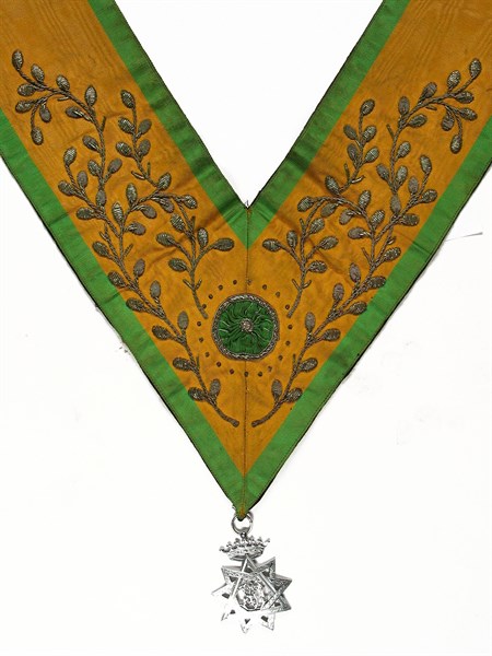 Collar (sautoir) of a Councillor of the Order with silver jewel.