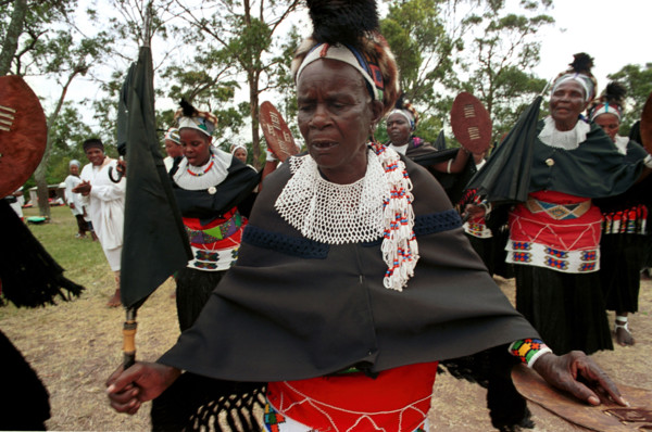 Gingindlovu, KwaZulu-Natal, South Africa, 12/2003
shembe church, celebration, festival, religion,