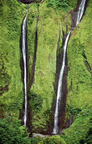 WATERFALL, ANJOUAN,  GRANDE COMORE, COMOROS