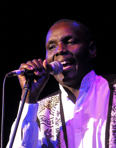 olivermtukudzi1.jpg