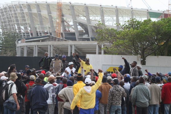 Grève des ouvriers sur le chantier du stade de Durban, Afrique du Sud