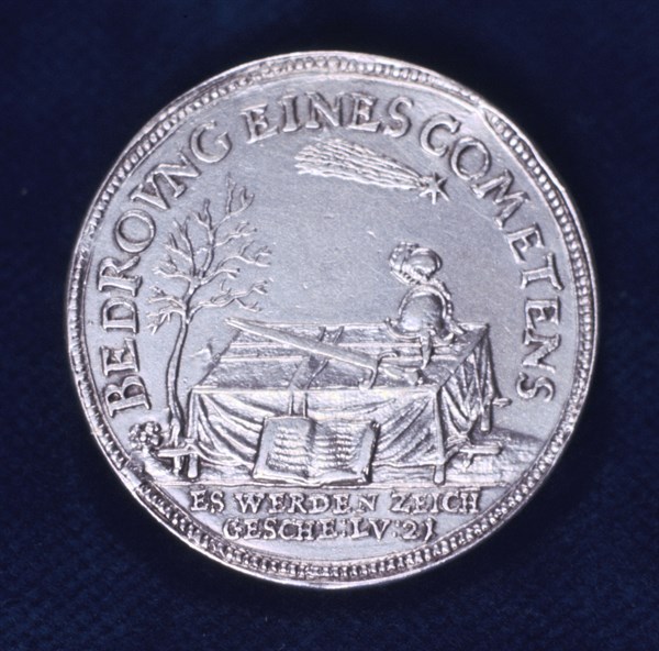 Obverse of medal commemorating  the brilliant comet of November 1618