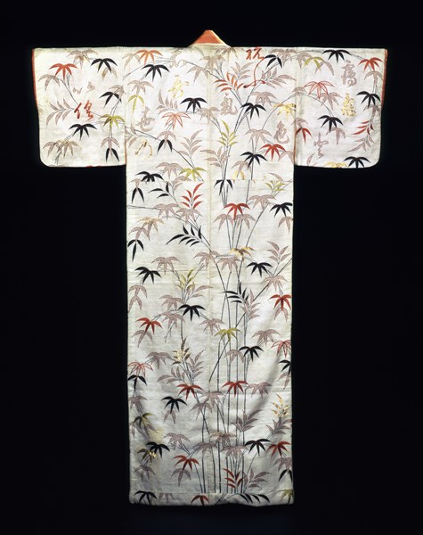 Lady's Kimono of embroidered white satin