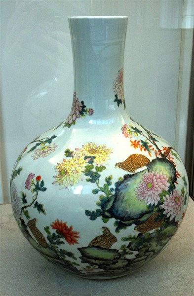 Vase bottle called a Tianqiuping