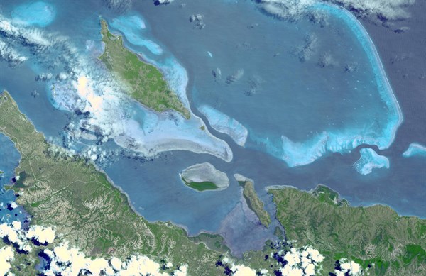 Six marine clusters that represent the main diversity of coral reefs