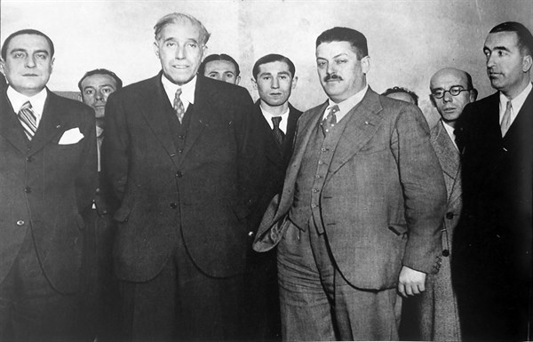 Spanish parliamentary deputies elected in 1931