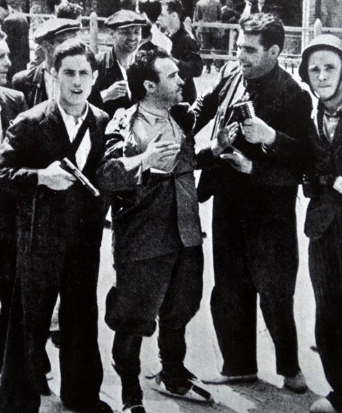 Anti-fascist militias defend Madrid