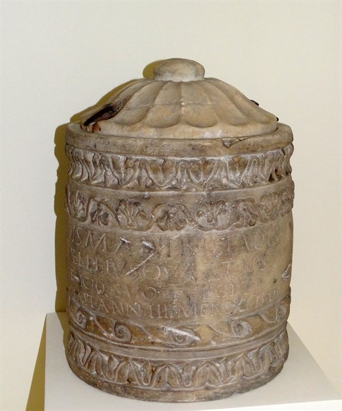 Marble ash-chest of Isias