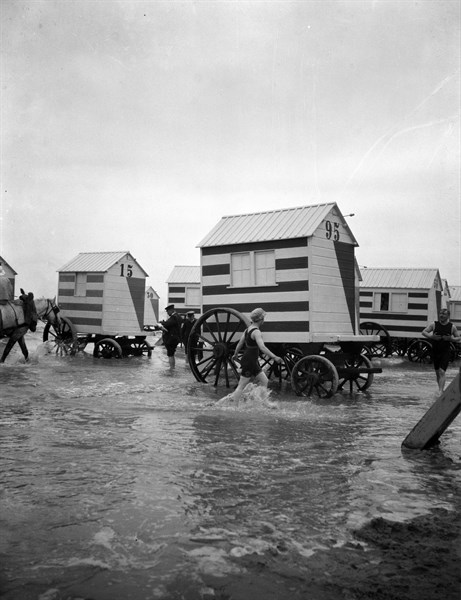 Beach changing wagons or mobile cabins. Europe 1905