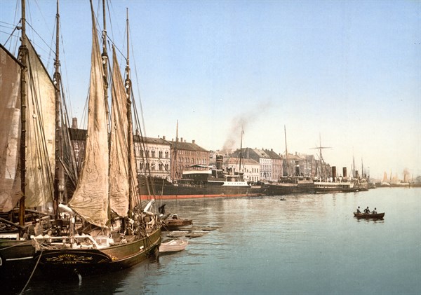 Hafenstrasse (i.e., Havnegade), Copenhagen, Denmark