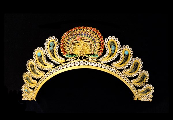 Gold metal comb from Italy