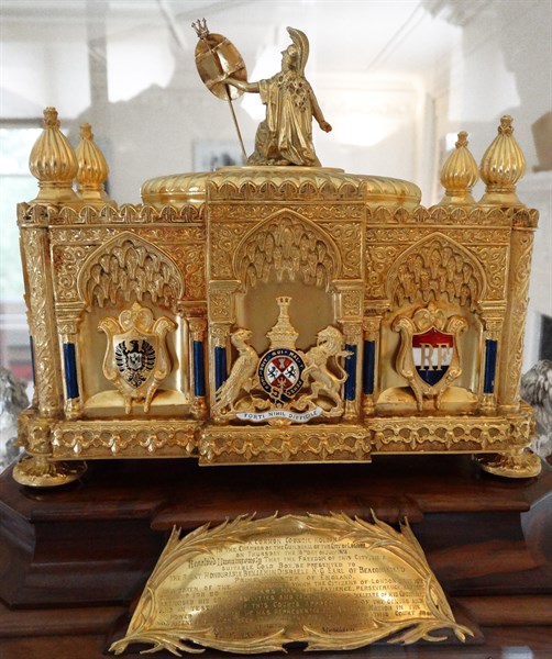 Gold and enamel casket housing the scroll given to Prime Minister Benjamin Disraeli when he was given The Freedom of the City of London