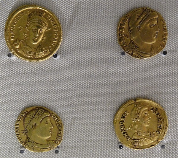 Roman Gold Coins