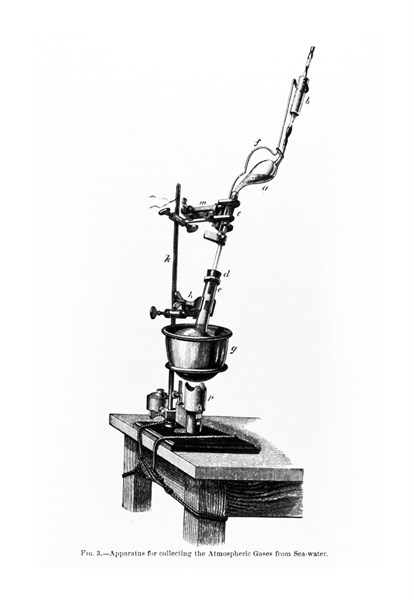 The apparatus for collecting the atmospheric gases from sea-water