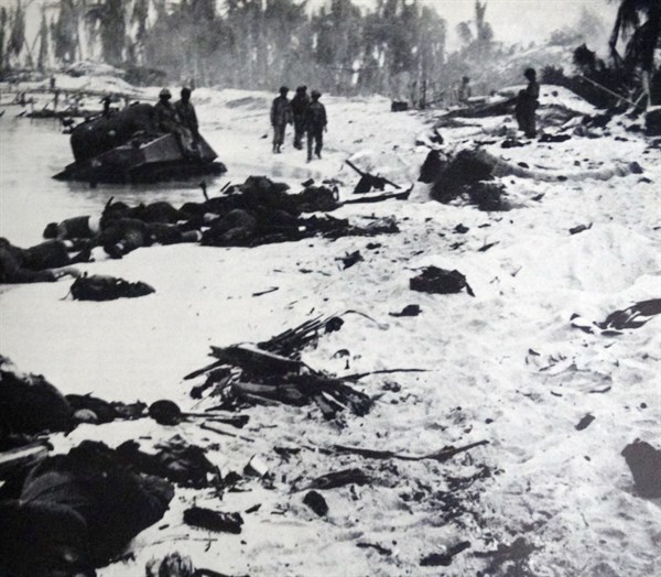 Marines land on the atoll of Tarawa