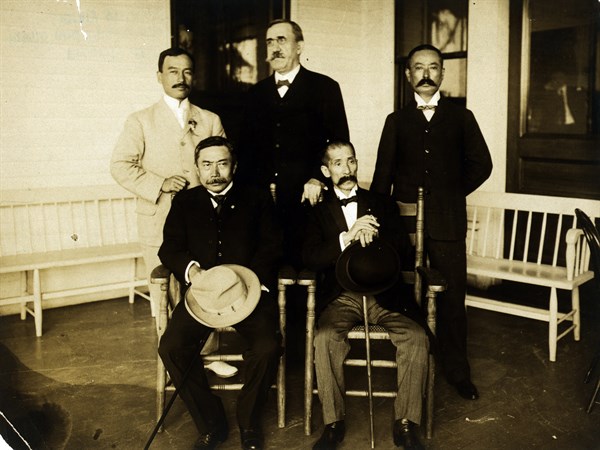 Japanese envoys Kogoro Takhira