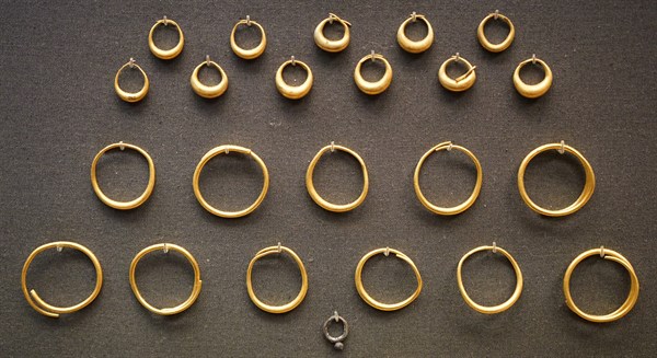 Finger rings from ancient Egypt