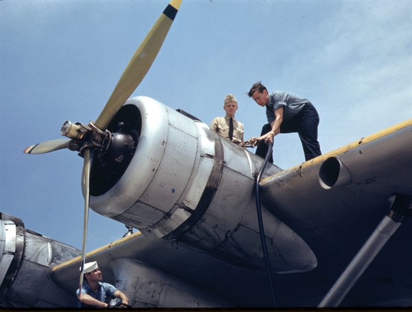 Fuelling a Plane