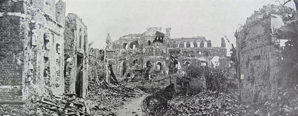 WWI: American forces enter Thiaucourt. 1919