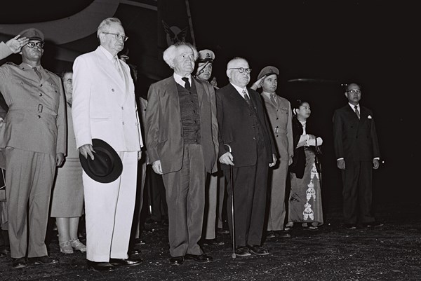 Israeli President Yitzhak Ben Zvi is received by Prime Minister Ben Gurion