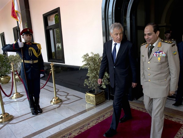 Chuck Hagel with Egyptian Defence Minister Abdel Fatah Saeed Al Sisy