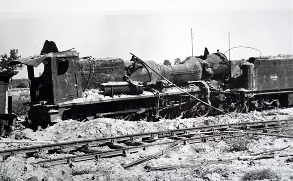 Wreckage of a train at Trappes, 1944