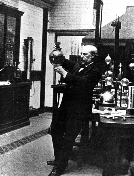 Photograph of Sir James Dewar
