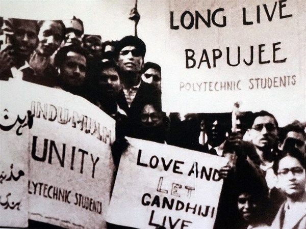 students protest in support of a hunger strike by Mohandas Karamchand Gandhi