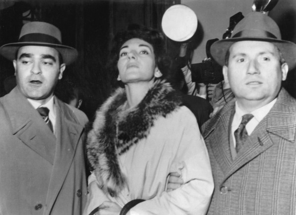Maria Callas lors de son audience visant à prononcer son divorce, en novembre 1959