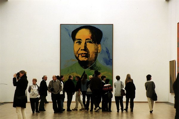Portrait de Mao par Warhol, à Berlin